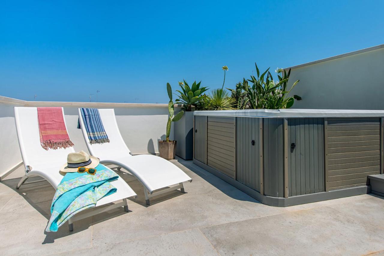 Belvedere Apartment & Pool - Housea Поліньяно-а-Маре Екстер'єр фото